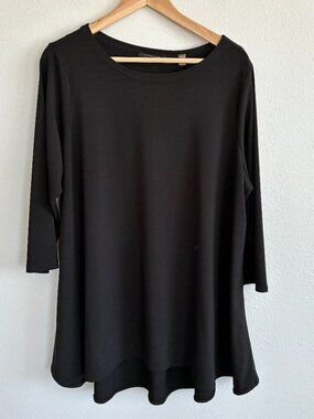 T Tahari Tunic Top